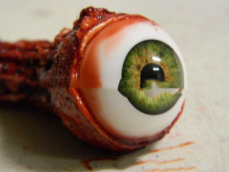 New Halloween Latex Props Scary Tearing Eyes