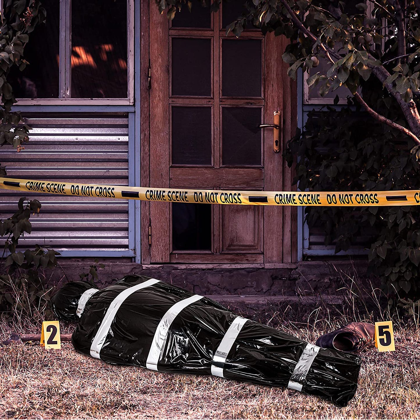 Scary Fake Corpse Halloween Props Outdoors