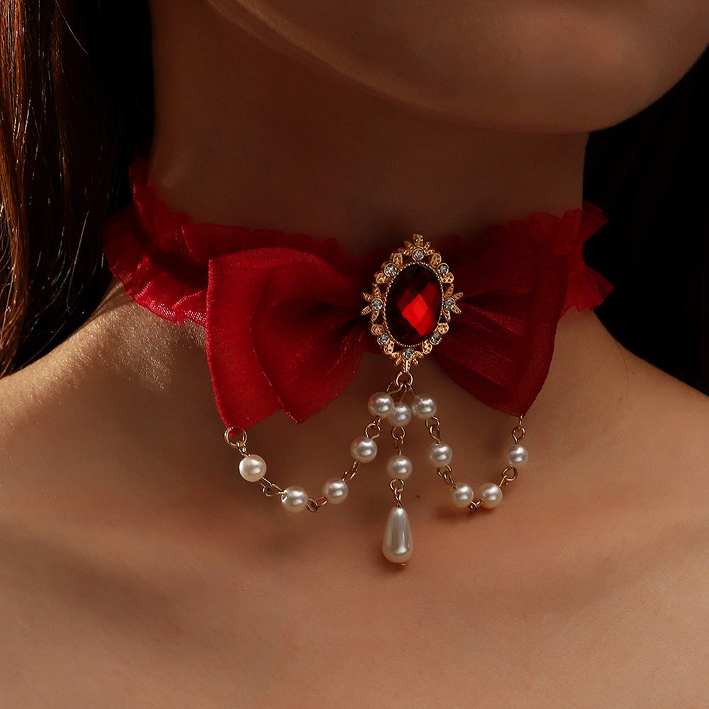 European And American Vintage Yarn Halloween Necklace Alloy