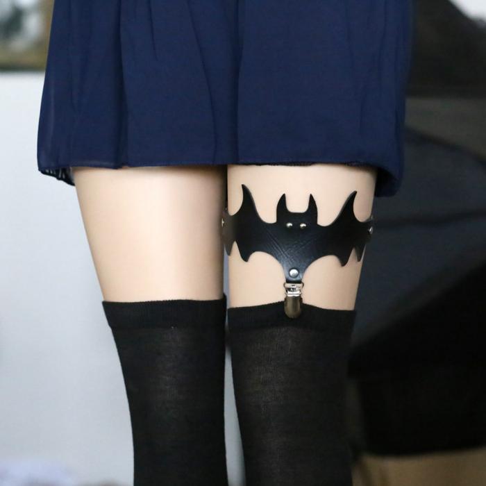 Personality exaggerated Halloween Christmas legs bat wings leather garter socks clip leg ring