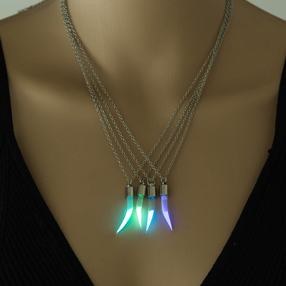 Halloween glow-in-the-dark Chili Glass Necklace
