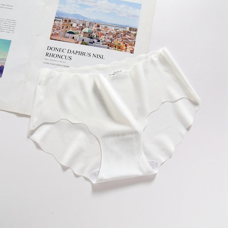 Women's Fashionable One-piece Traceless Ventilation Low Waist Briefs