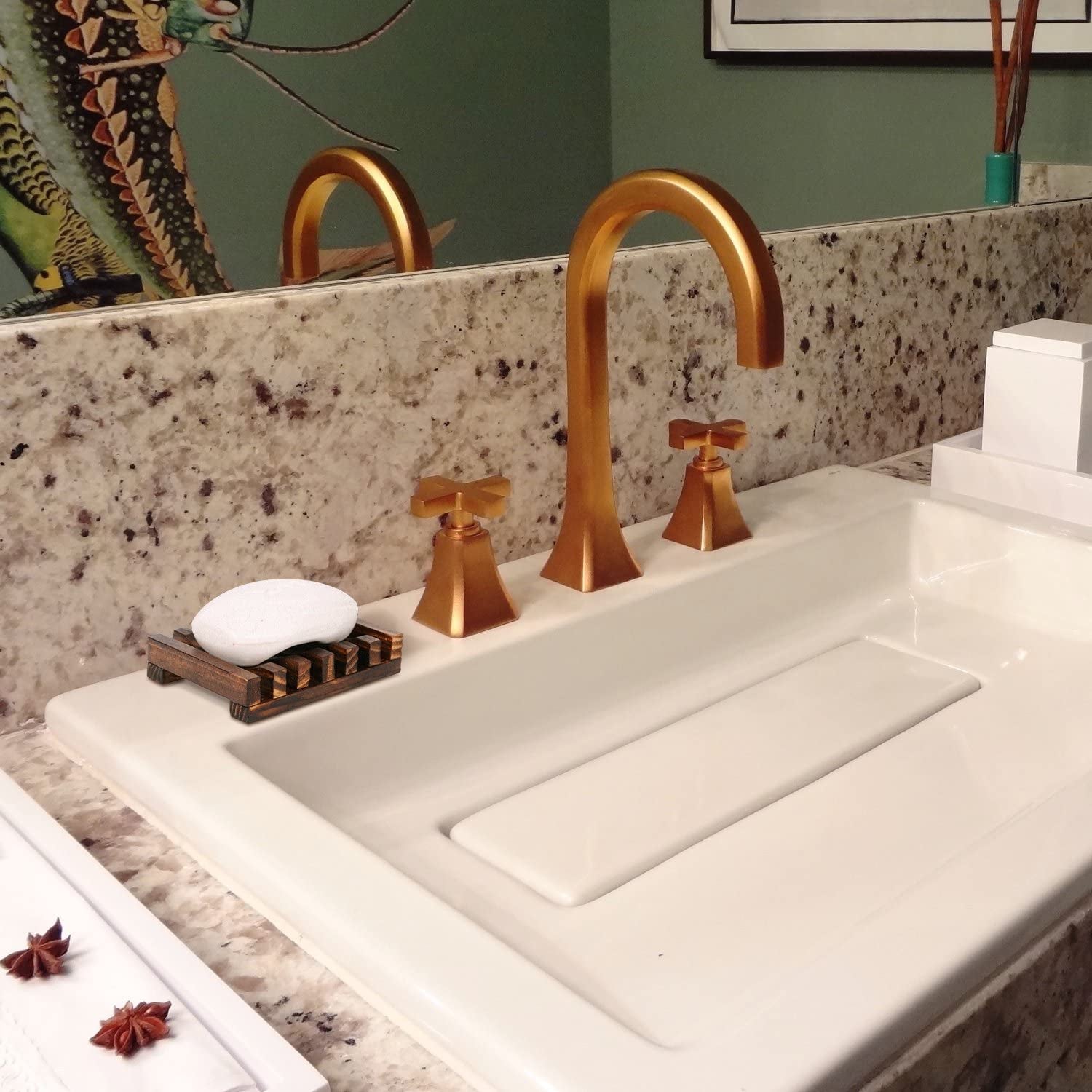 Wooden Soap Dish Soap Saver Holder Tray for Bathroom Shower Rectangular Kitchen Drainer Hand Craft for Soap,Sponges and More (1Pack)